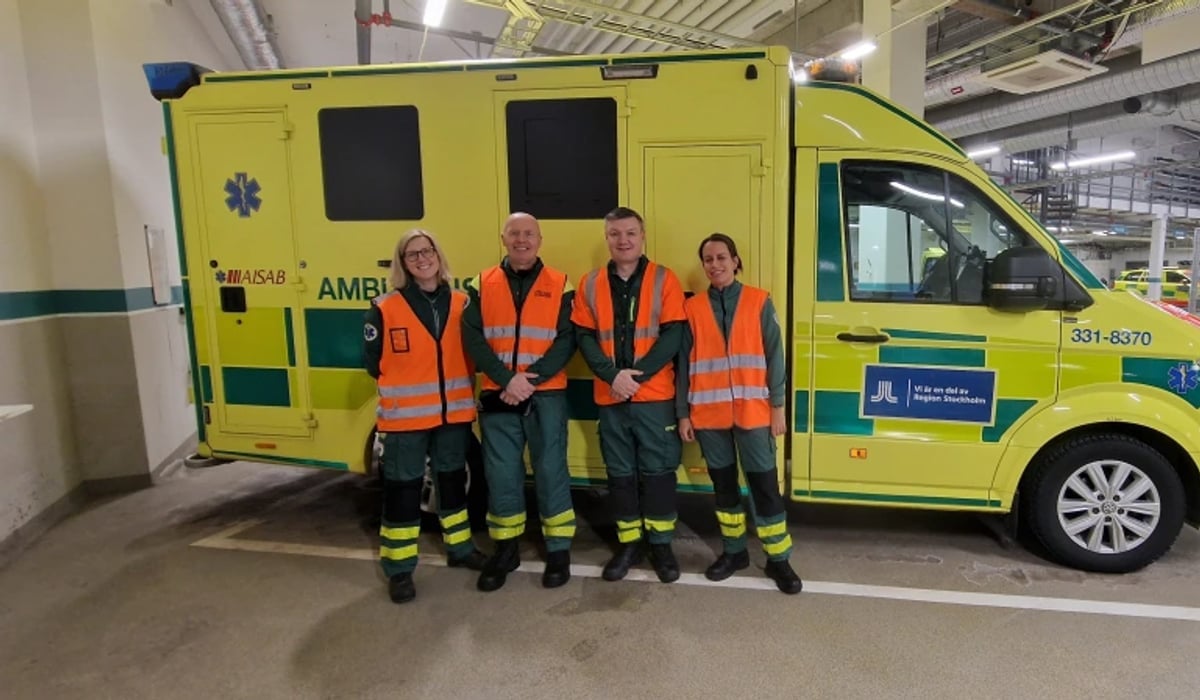 Sjukvårdare vid ambulans
