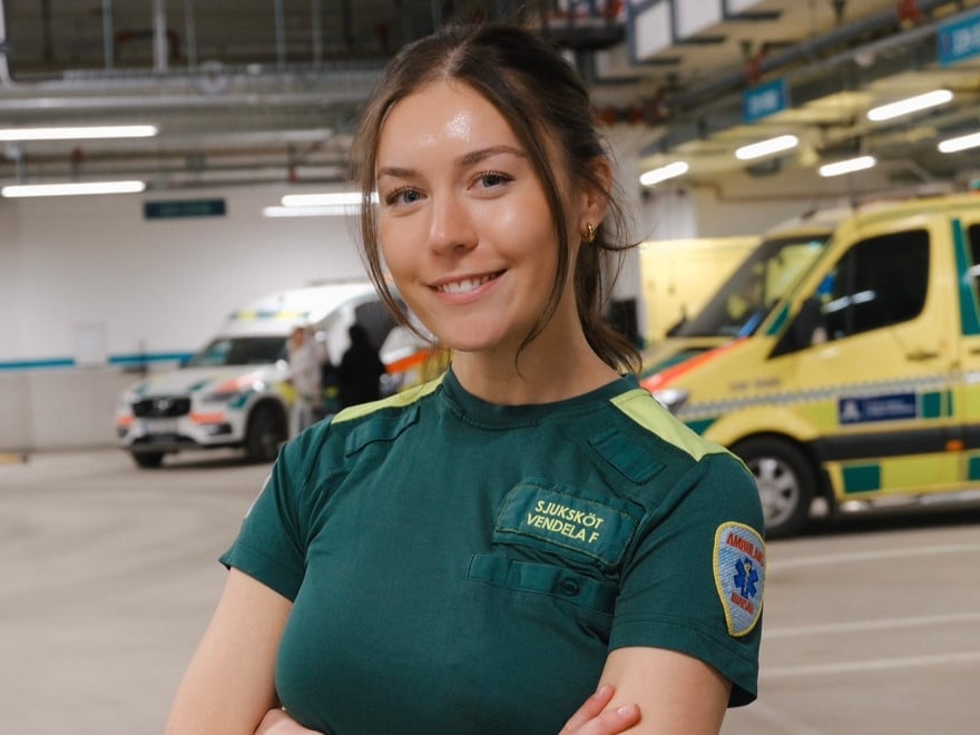 Porträttbild av sjuksköterska Vendela Fava
